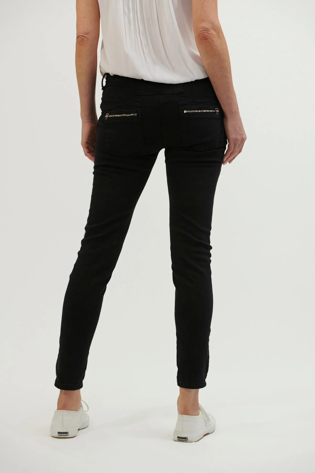 Button Jeans By Italian Star - Black